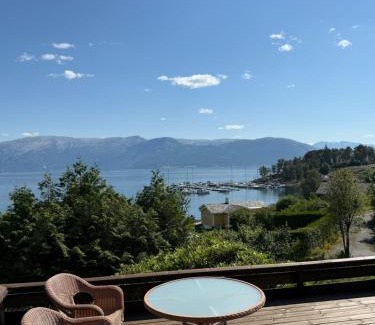 Strandebarm House | 4 bedroom room House in Beautiful Strandebarm