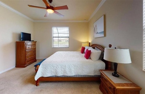Gran Paradiso Apartment | 4 Bedroom Single family 320106 by Houzlet