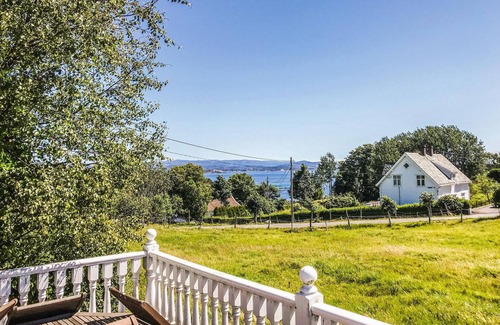 Agotnes House | 4 bedroom stunning home in Rong