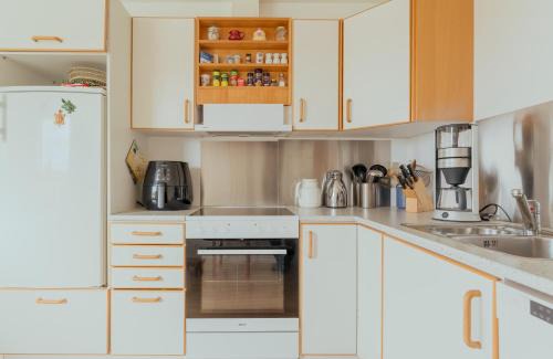 Hoyvik House | 4 BR Home in Tórshavn with Balcony and Parking