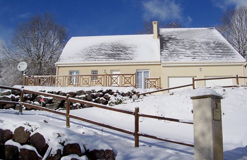La Tour-dʼAuvergne Villa | 4 * holiday villa in the heart of the Sancy Massif