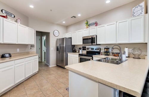 Sunrise Village House | 4 homes next to each other in Golf Course Gated Community for Large Groups!