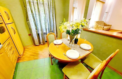 Sukhinovka Apartment | 4 meters above the sky. Alex Apartments