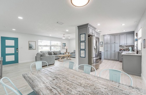 Seminole House | 4 Mi to Beaches: Seminole Charmer w/Outdoor Oasis