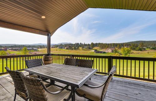 Sturgis House | 4 Mi to Dtwn Sturgis Cabin with Hot Tub and Game Room