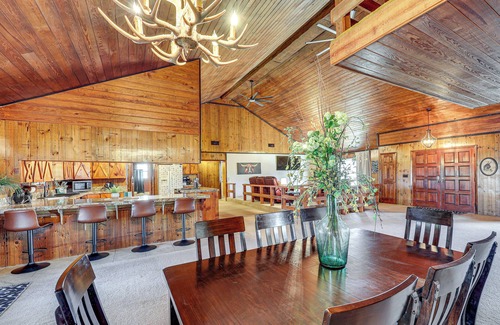 Bismarck House | 4 Mi to Lake Access: Pet-Friendly Home in Bismarck