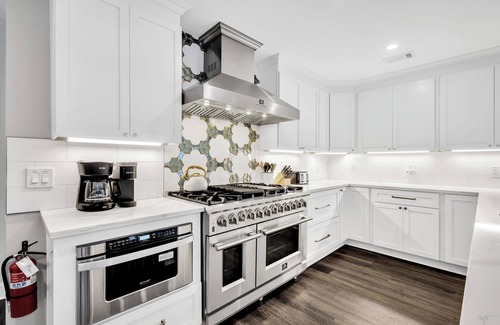 Sea Pines House | 4 Palmetto Place @ Sea Pines | Private Pool | Game Room | 6 Bedrooms!