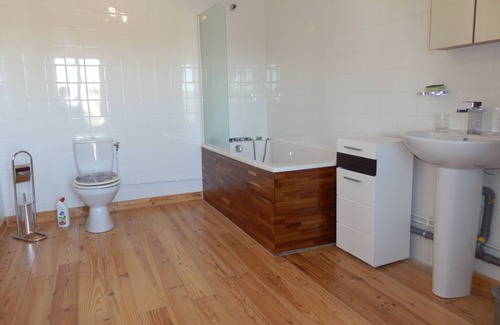 Jassat Apartment | 4-person apartment at the gateway to Cézallier