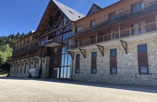 Guzet Neige Apartment | 4-person apartment, at the foot of the slopes, Ariège