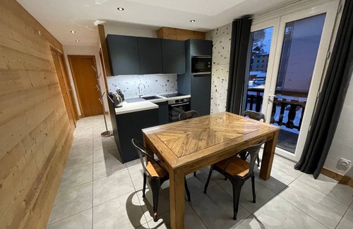 Valloire Apartment | 4-person apartment with balcony, sauna, parking and WiFi in Valloire