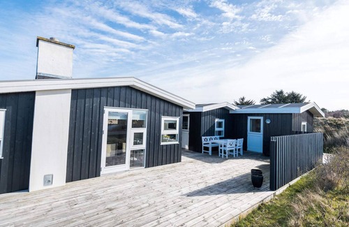 Rindby Strand House | 4 person holiday home in Fanø-By Traum