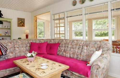 Hou House | 4 person holiday home in Hals