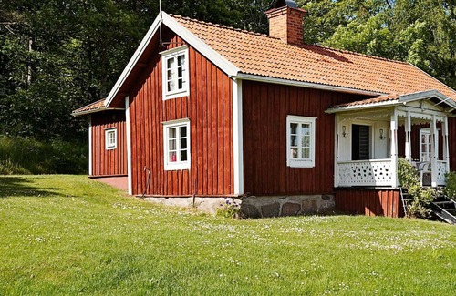 Hultsfred House | 4 person holiday home in Vena-By Traum