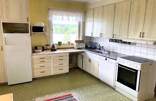 Sorbyn House | 4 person holiday home in BURTRÄSK