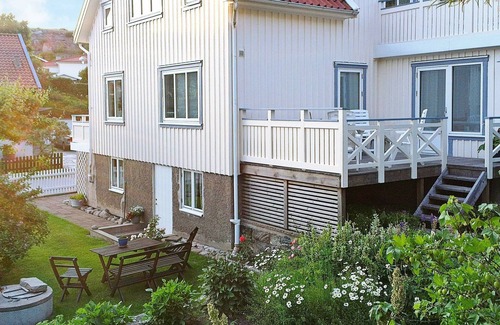 Skaerhamn House | 4 person holiday home in Skärhamn-By Traum
