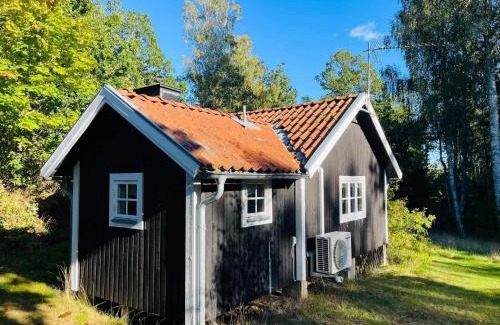 Svarvaremala House | 4 person holiday home in HALLABRO-By Traum