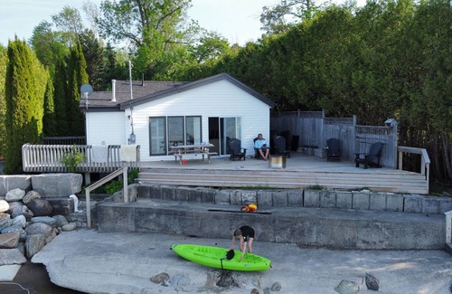 The Blue Mountains Cottage | 4 Season Waterfront Paradise on Georgian Bay