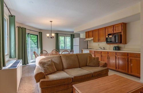 Beech Mountain Hotel | 4 Seasons at Beech Mountain