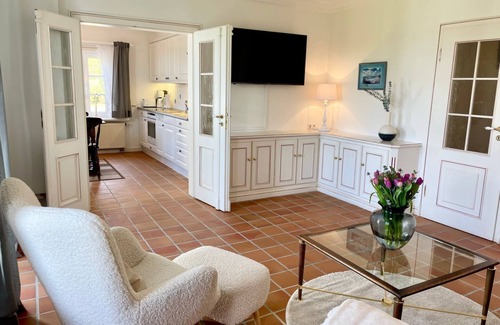 Keitum Apartment | 4 Tinje: 60sqm ground floor for 2 persons with private terrace - Landhaus Tons