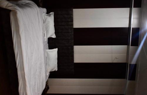 Naini House | 400meter from Sangam ghat Kuldeep 2