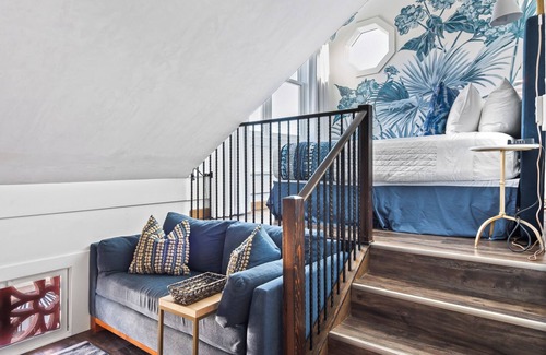 Rosemary Beach Hotel | 401 Rosemary Beach Inn - Includes Beach Chairs & Complimentary Breakfast + Access to 4 Pools