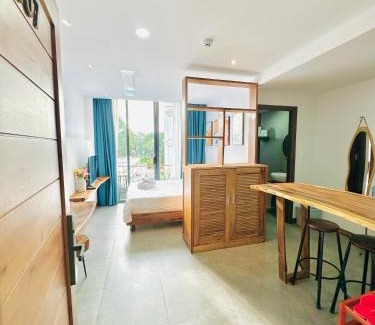 Ninh Kieu Apartment | 407MSNK Maison Luxe Studio w Balcony & Kitchen