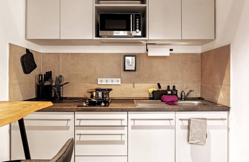 Krefeld Apartment | 40qm *Traumhaftes Studio* | City | Hbf | Ruhig