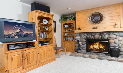 Moose Wilson Road Apartment | 4412 Mackinaw