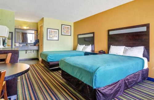 Davenport Hotel | 44199 US Hwy 27