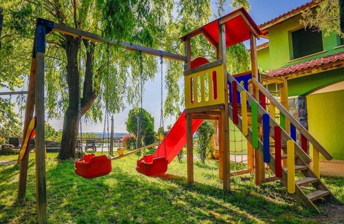 Arnavutkoy District Hotel | 45 m² Hotel ∙ 127 guests