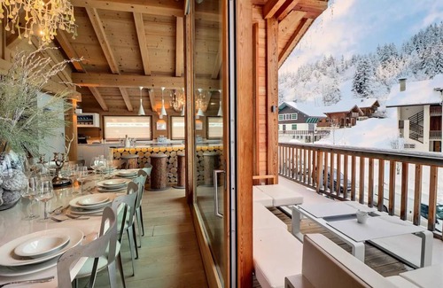 Les Gets Ski Chalet | 450 m² Chalet ∙ 5 bedrooms ∙ 12 guests