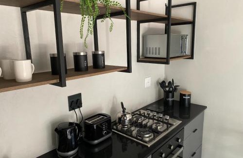 Pretoria Apartment | 46 on Allcock Guest Apartment & Luxury Room