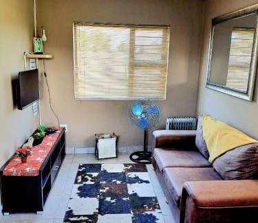 Port Elizabeth Apartment | 48 m² Apartment ∙ 5 guests