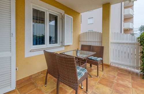 Karigador Apartment | 48 m² Apartment ∙ 2 bedrooms ∙ 5 guests
