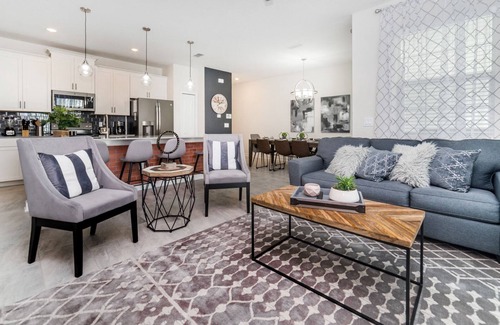 Kissimmee House | 4951 Windermere Avenue