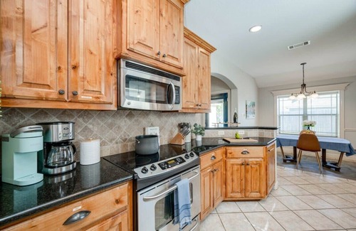 Wellborn House | 4b/3b, Game Day, Close2A&M & Tournaments, Pool/Pickleball