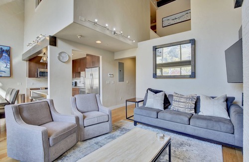 Vail Condo | 4BD A/C Platinum Rated Luxury Condo In the heart of Lionshead Lic#027664