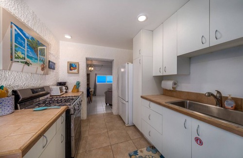 Rosendal Villa | 4BR - centrally located & mins. from Magen's Bay!