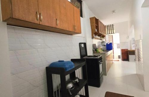 Malabag House | 4BR Villa with Private Pool & Roof deck