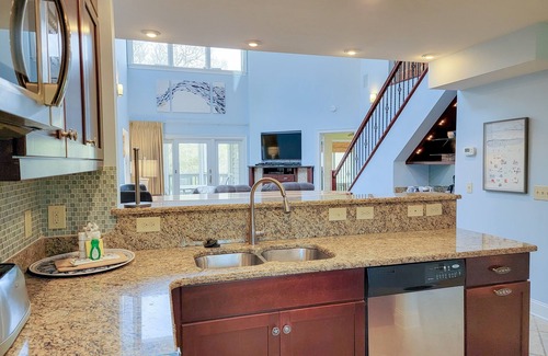 Arcadian Shores Condo | 4e Windermere By The Sea 4 Bedroom Villa