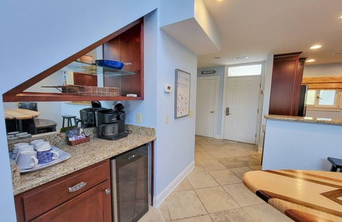 Arcadian Shores Condo | 4e Windermere By The Sea 4 Bedroom Villa