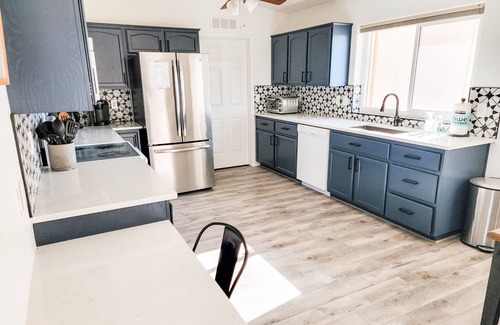 Lake Havasu City House | 5 BDRM PRIVATE PARADISE WITH POOL & CASITA ON THE LAKE SIDE OF 95!