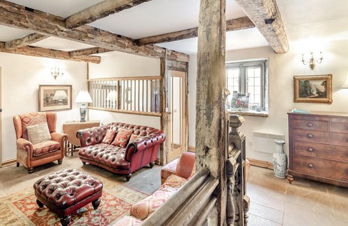 Chesterfield Cottage | 5 bedroom accommodation in Barlow, near Dronfield