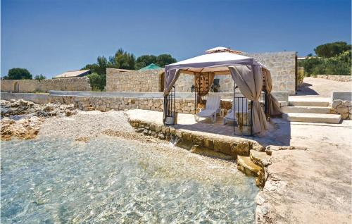 Drvenik Mali House | 5 Bedroom Amazing Home In Drvenik Mali