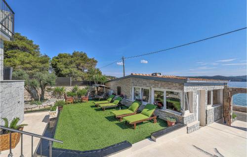 Drvenik Mali House | 5 Bedroom Amazing Home In Drvenik Mali