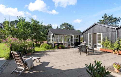 Frolunde House | 5 Bedroom Awesome Home In Slagelse