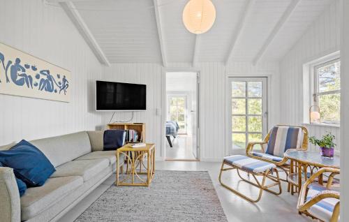 Frolunde House | 5 Bedroom Awesome Home In Slagelse