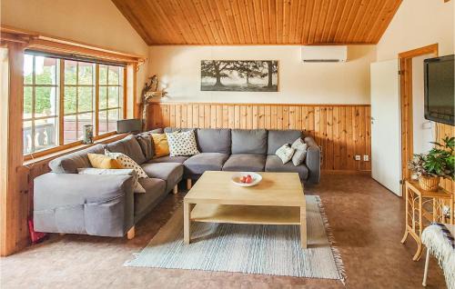 Morbylanga House | 5 Bedroom Awesome Home In Mörbylånga