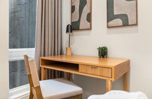 Le Droit Park Villa | 5-Bedroom Home with 2 Kitchens & Rooftop Deck, U Street and Shaw