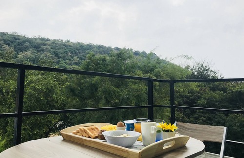 Pranburi House | 5-bedroom mountain view house in Khao Tao town near Sai Noi and Prankiri beaches